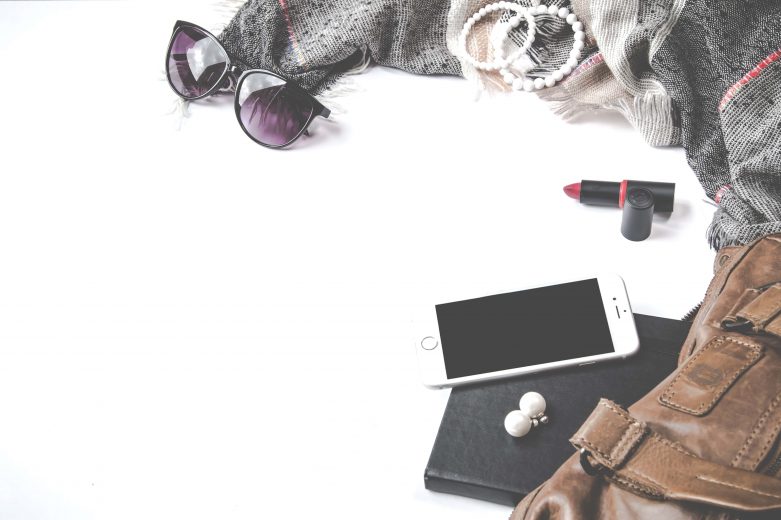 Top 5 accessories women like to carry the most